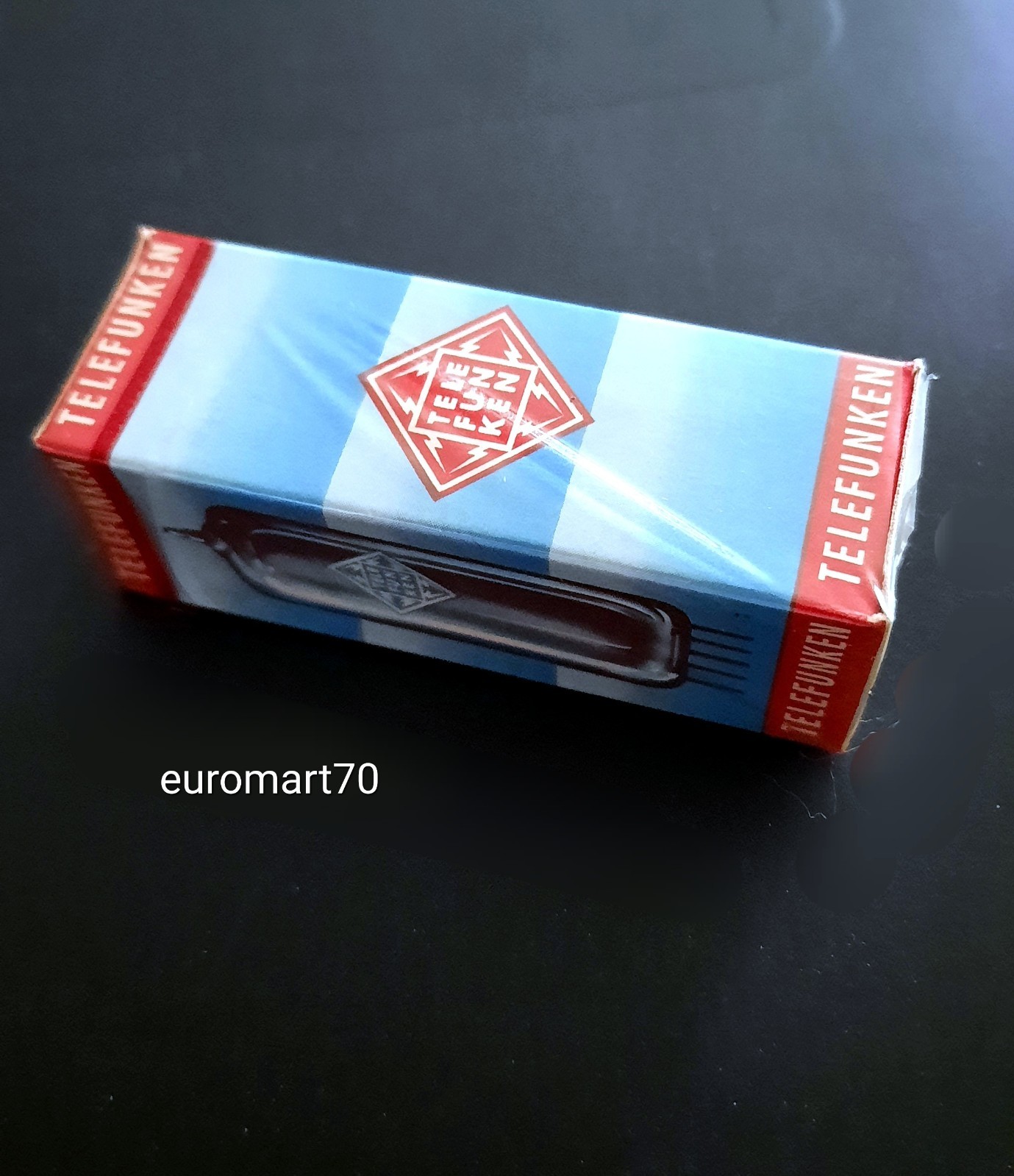 1 x NEW TELEFUNKEN ECC808 Tube Factory Sealed Diamond Bottom