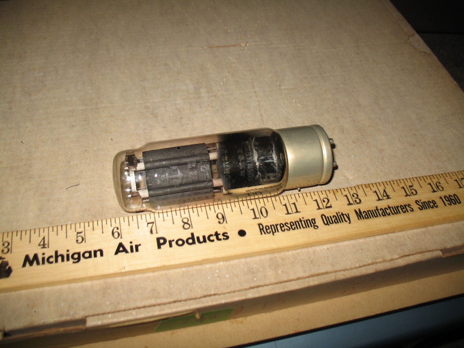 VTG RARE 1940s 50s RADIO TUBE ELECTRON C-211A UV-211A C 211 A UV 211 A