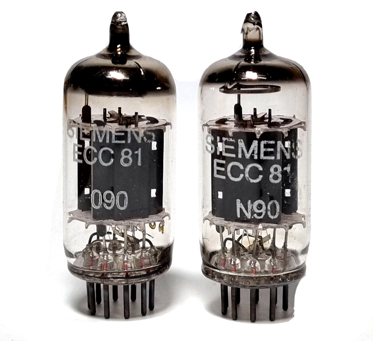 SIEMENS 12AT7/ECC81 MATCHED PAIR TESTED WITH ROETEST V10 NEW/NIB LONG PLATE!