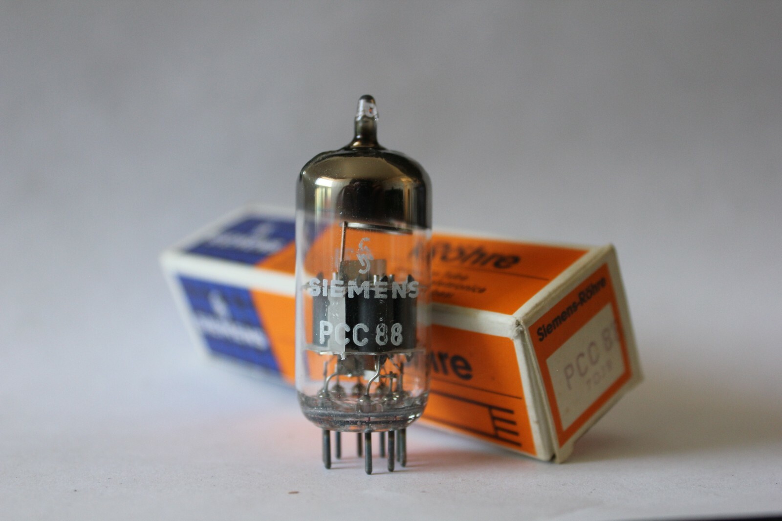 1 x NOS Siemens PCC88 tube, Tested !