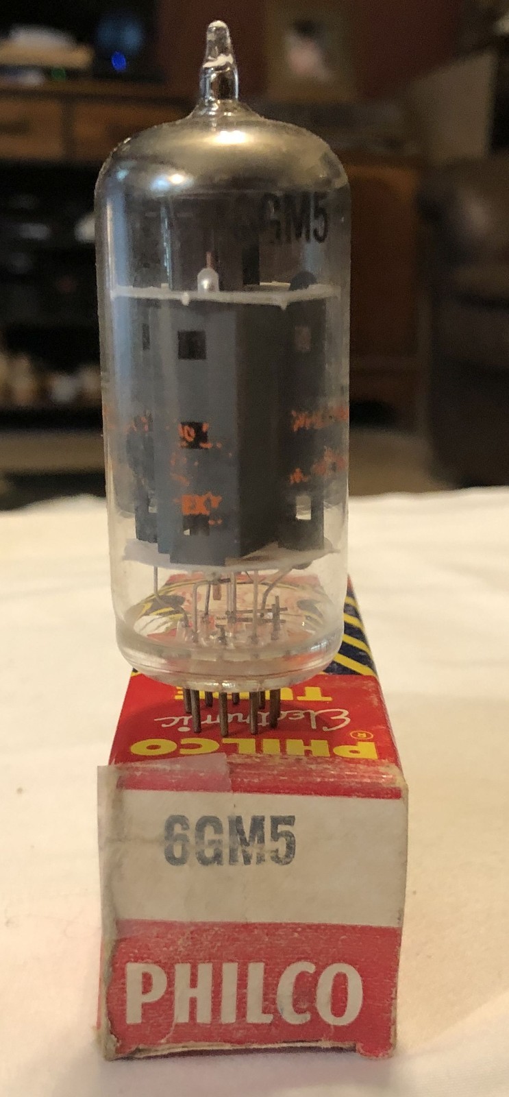 Philco 6GM5 Vacuum Tube. Beam Power Tube. Tests Very Strong See Pics.