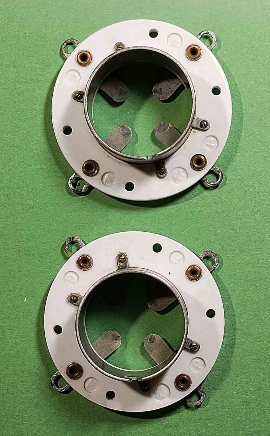 Pair of GE Jumbo 4 Pin Ceramic Tube Socket for VT-4, 211 & 872A Base A4-29