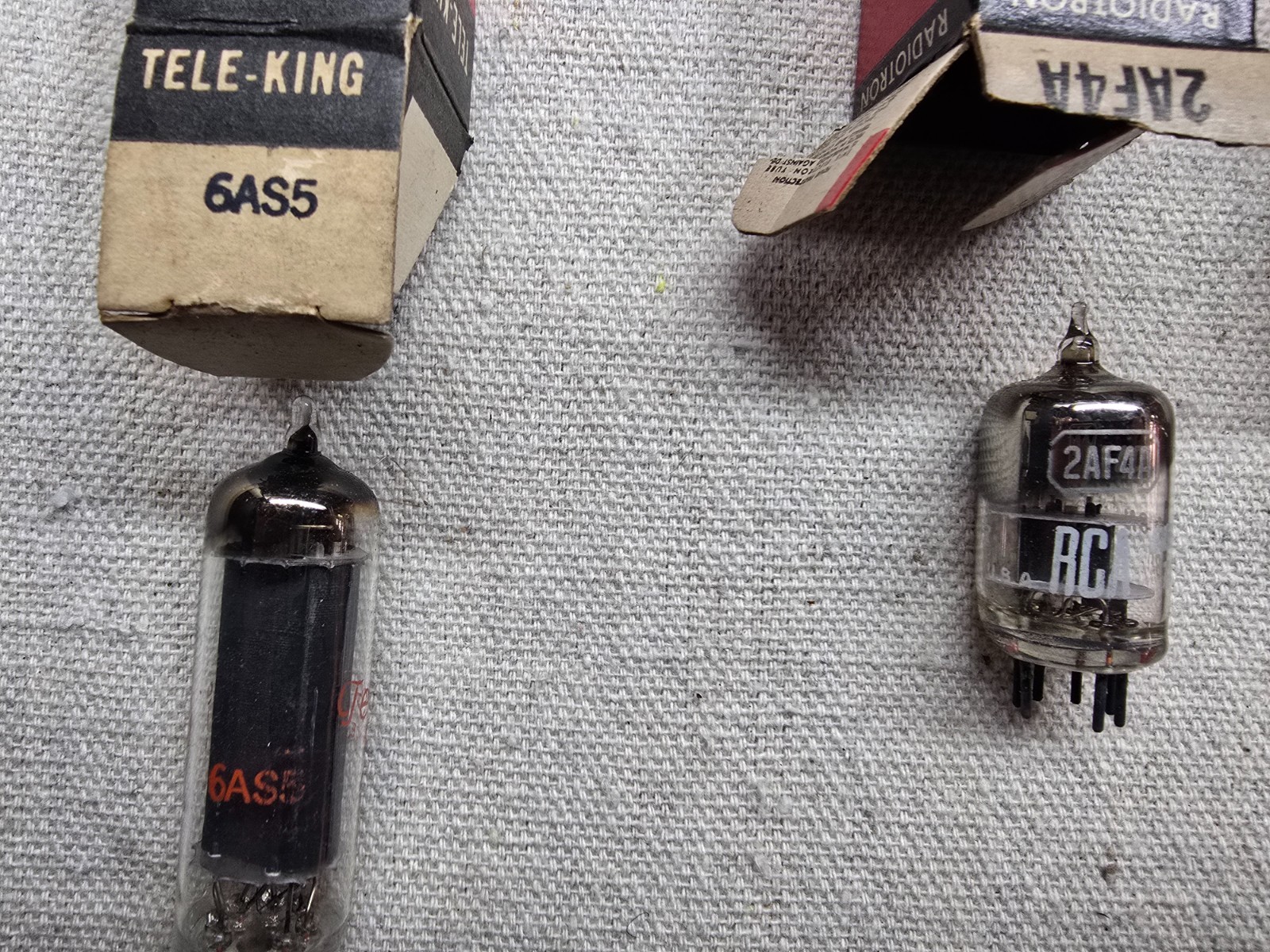 Lot of 13 Assorted Vacuum Tubes 2AF4A, 1X2B, 1R5, 6BZ6, 6AT8A, 6LN8, 12AU6, 6AS5