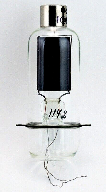 F-5 Ф-5 Melz Vintage PMT Vacuum Photocell Tube for Spectrophotometers 600-1100nm