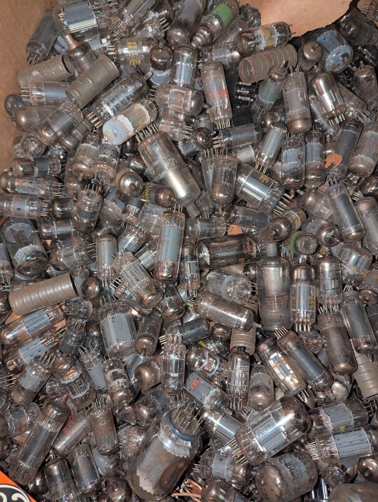 Mixed Lot of 100 untested vacuum tubes – Mostly Small And Medium As-is