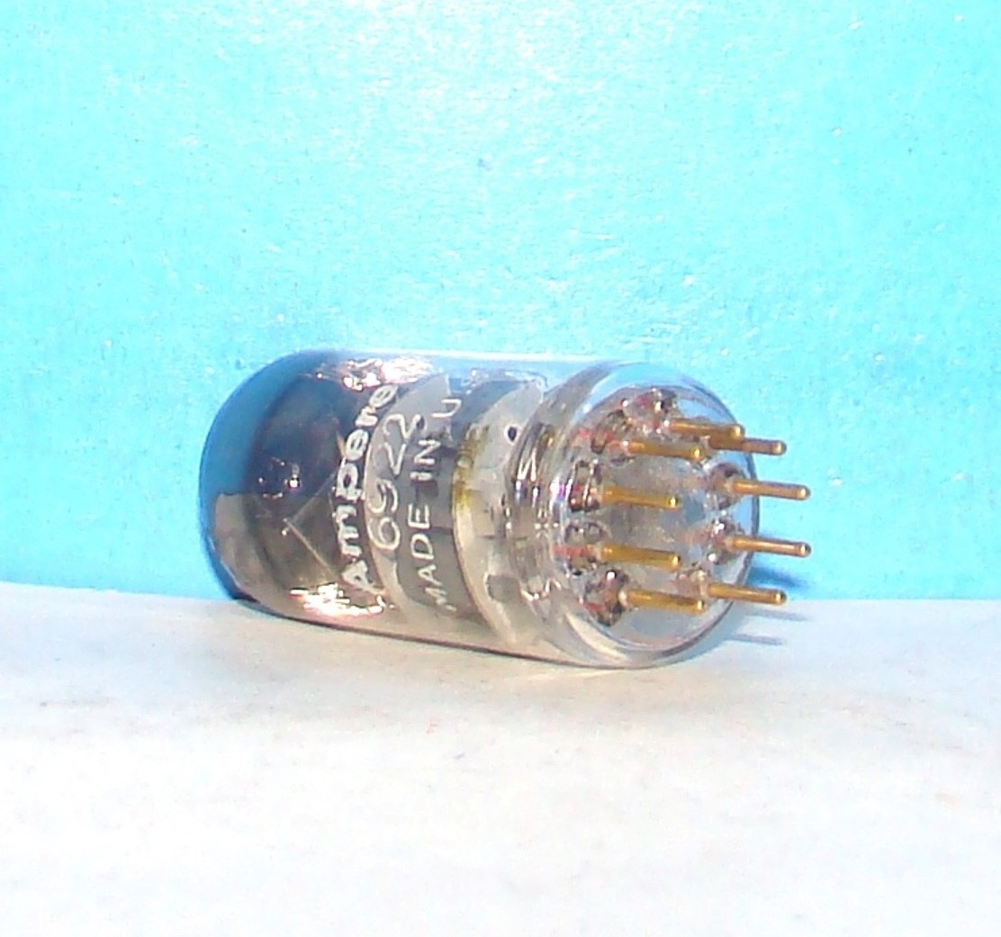 6922 Amperex PQ 7L6 Heerlen 1961 gold radio audio vacuum tubes valves E88CC 6DJ8