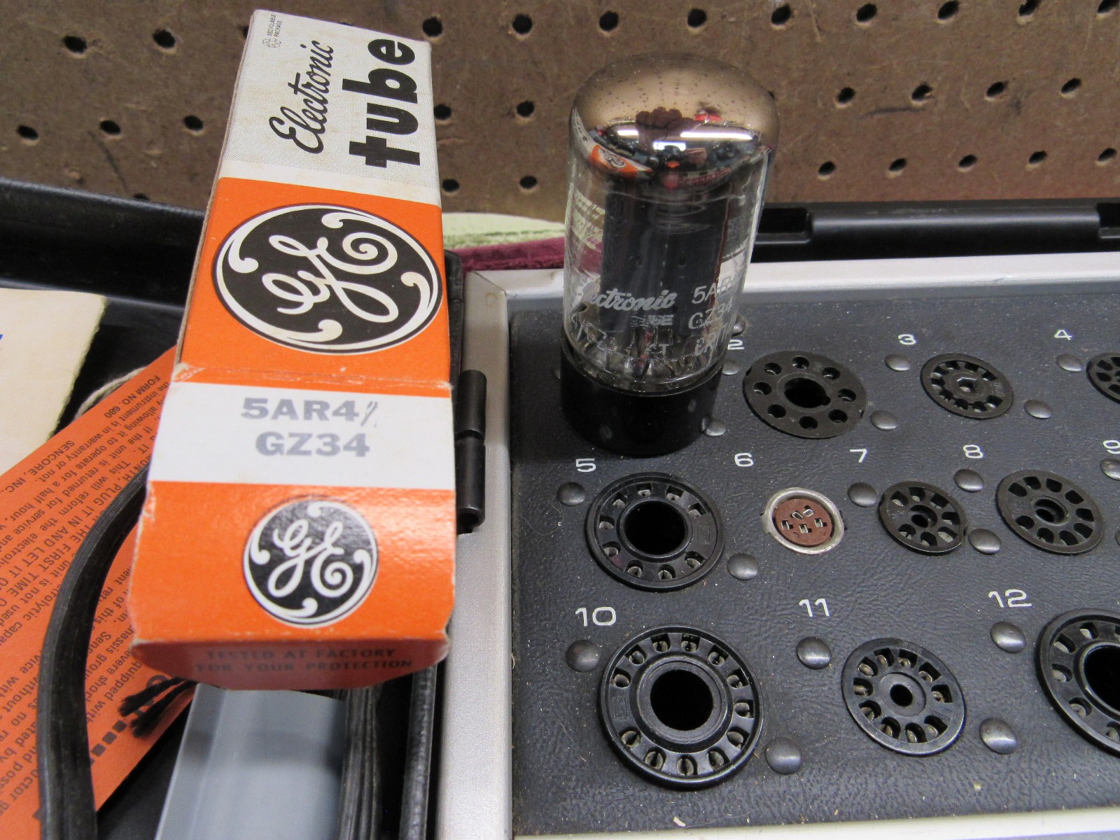 (1) GE GENERAL ELECTRIC LABEL MULLARD 5AR4 GZ34 Vacuum Tube GREAT BRITAIN