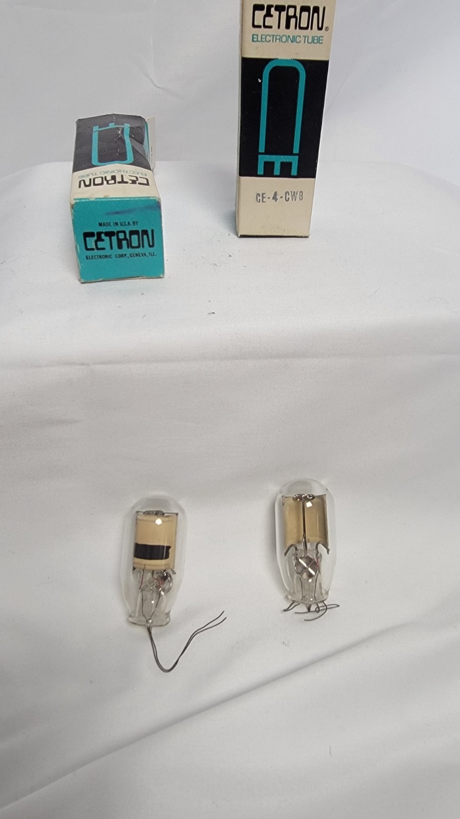 Cetron CE-4-CWB electronic tubes