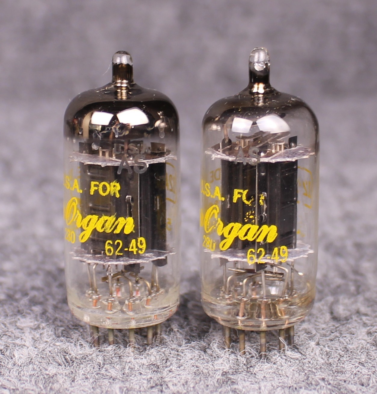 (2) MATCHED NOS NIB Raytheon 12AX7/ECC83 Long Black Plate Tubes ~ TEST STRONG!