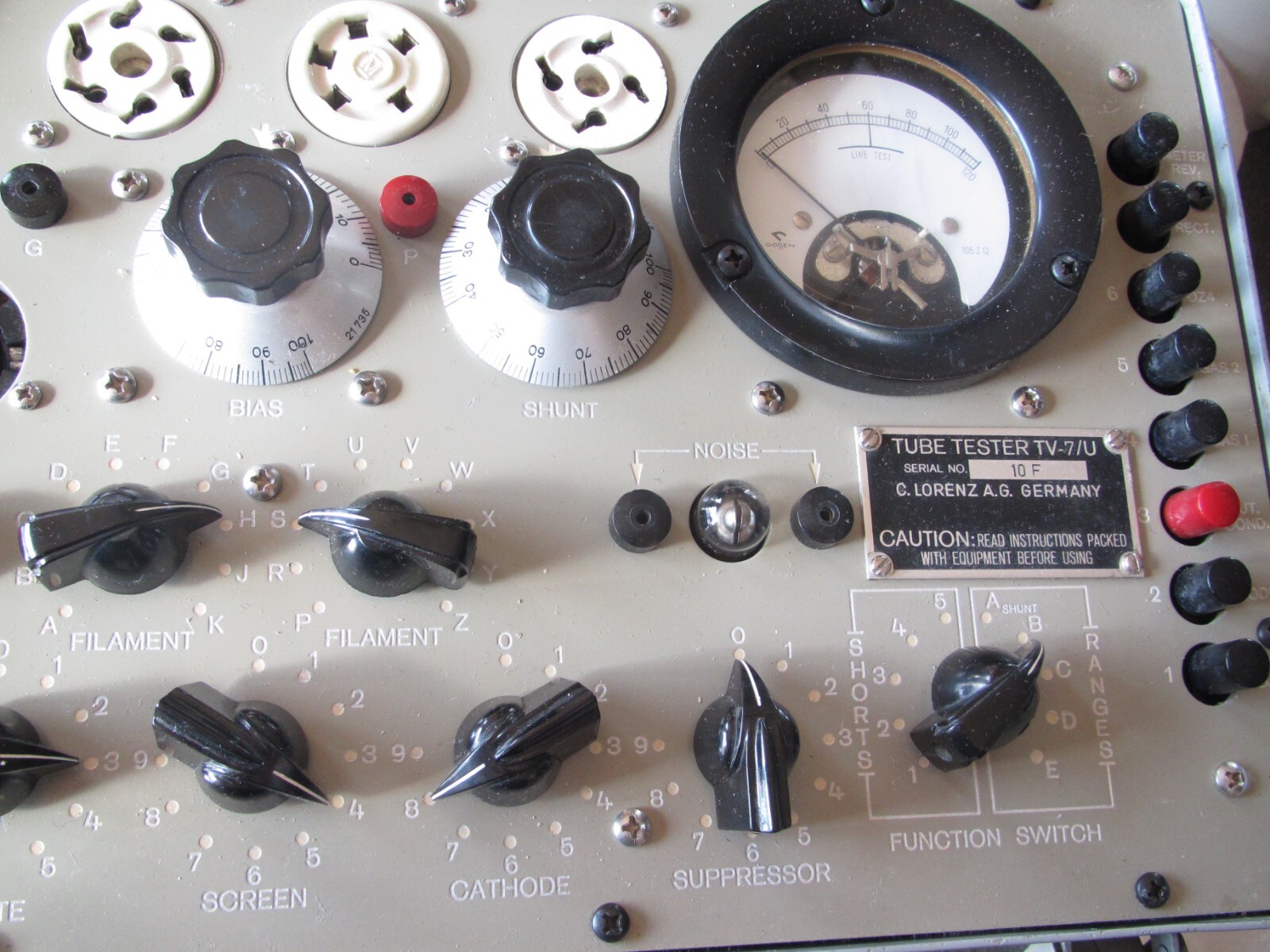 ECC82 12AU7 TELEFUNKEN SMOOTH PLATES PLATINUM MATCHED PAIR TV7 tested #TU4