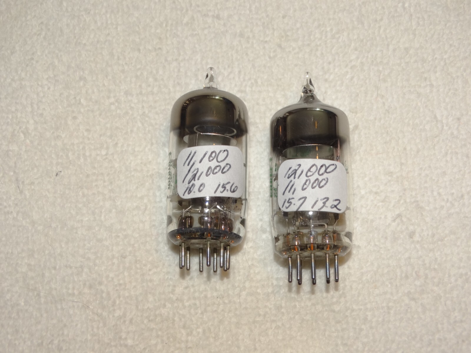 2 x JAN-6DJ8 Sylvania Tubes*Very Strong pair*Mil Specs*NOS-NIB*#3