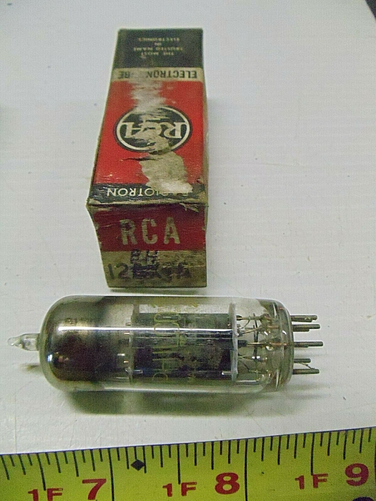 Old Vintage Radio TV Vacuum Electron Tubes 12AX7 12AT7 12AU7 12BH7 Sylvania RCA