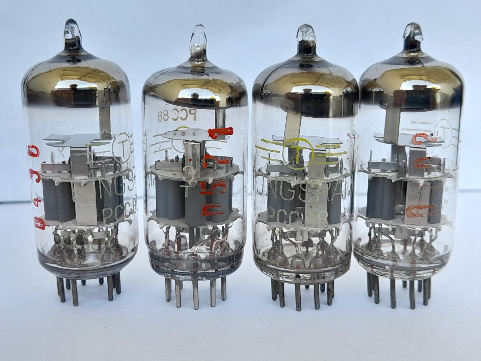4x PCC88 / 7DJ8 tubes TUNGSRAM – PCC 88 – 1960s