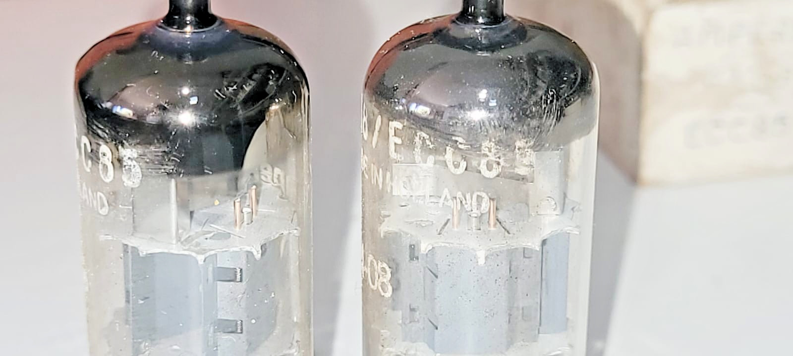 ECC85 – 6AQ8 AMPEREX / Bugle Boy matched pair Tube Vintage Rare Code tU / Δ3K3