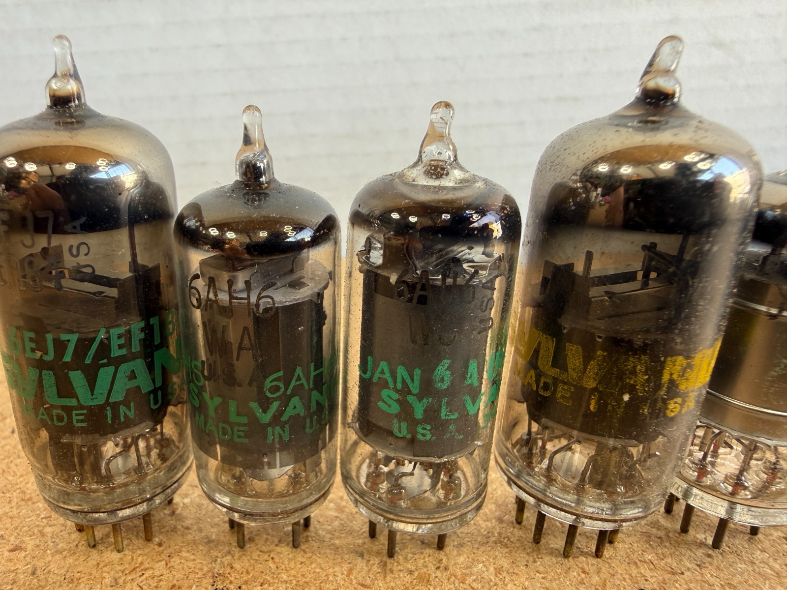 Lot of 6 Mixed Lot of Sylvania Vacuum Tubes 6EJ7, 6AH6, 6AU6, 6AK6, 6BZ6