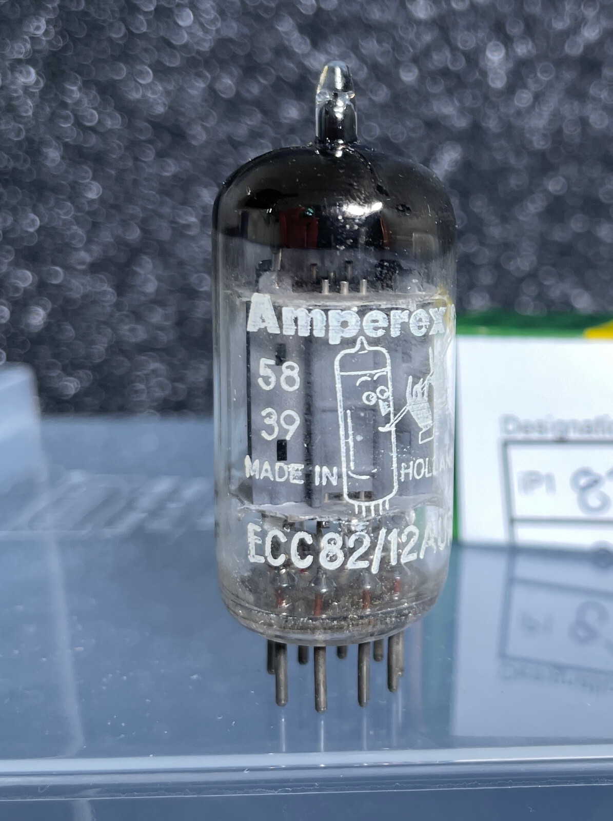 Amperex / Bugle Boy ECC82 / 12AU7 #397 Dual Triode Tube Vintage Rare