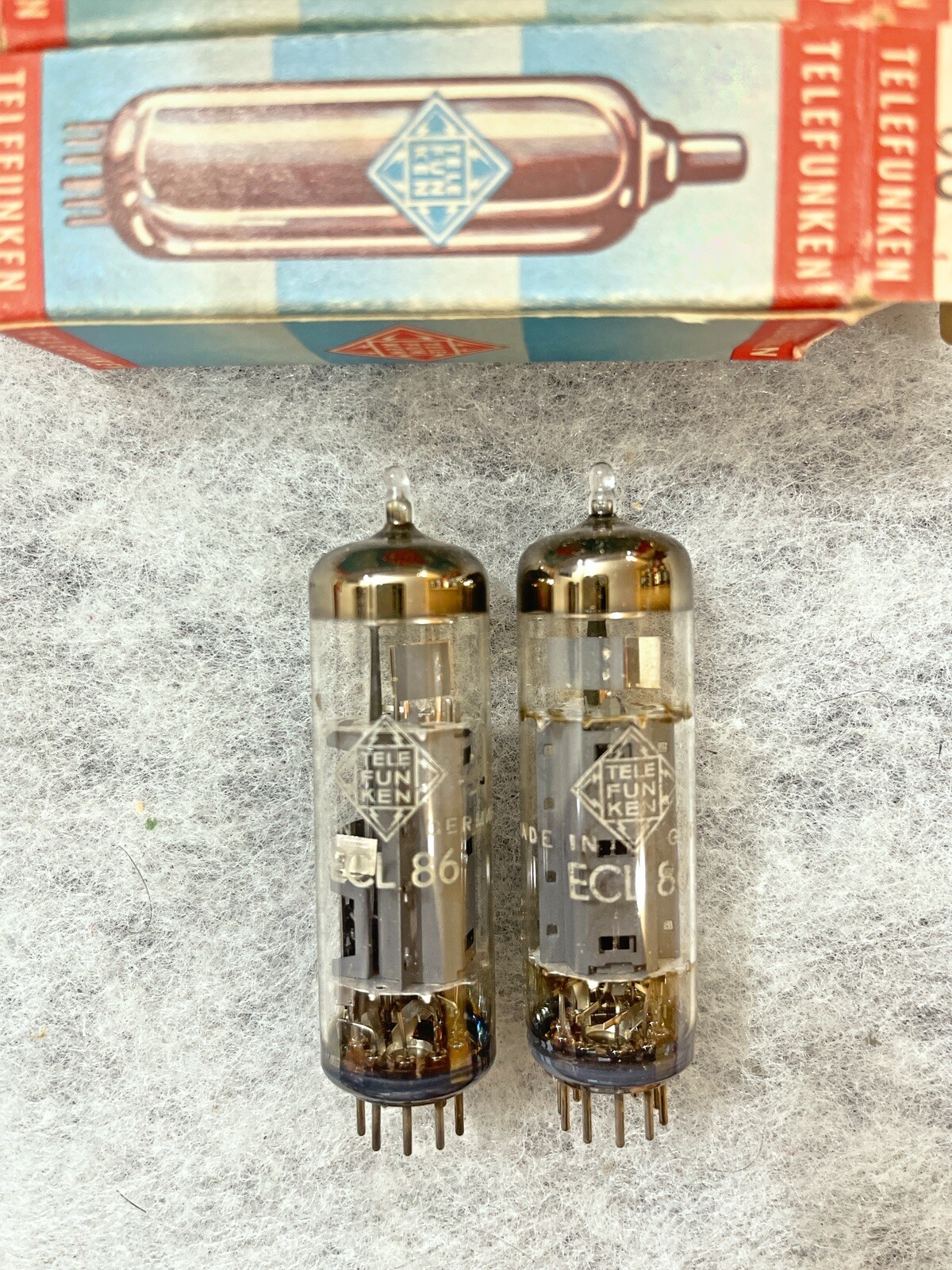 Telefunken ECL86 6GW8 NOS NIB Diamond Logo Made In Germany Matched Pair