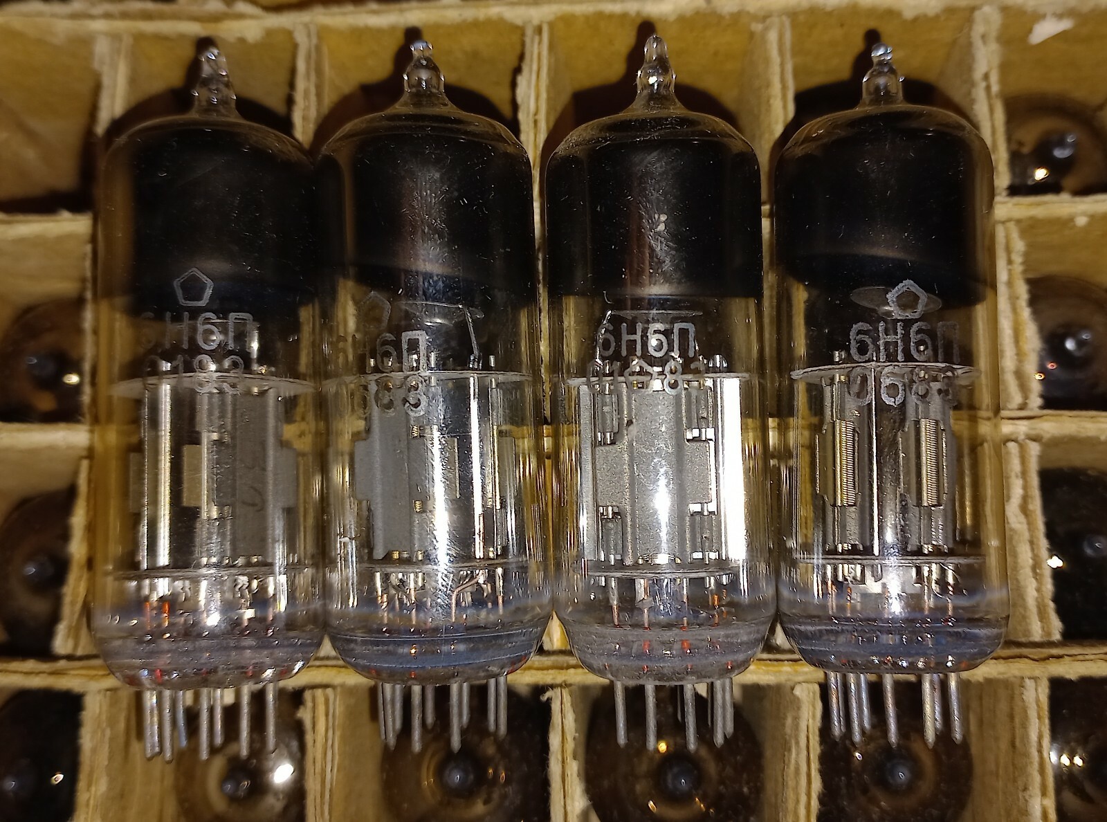 4 x 6N6P ECC99 E182CC Tubes