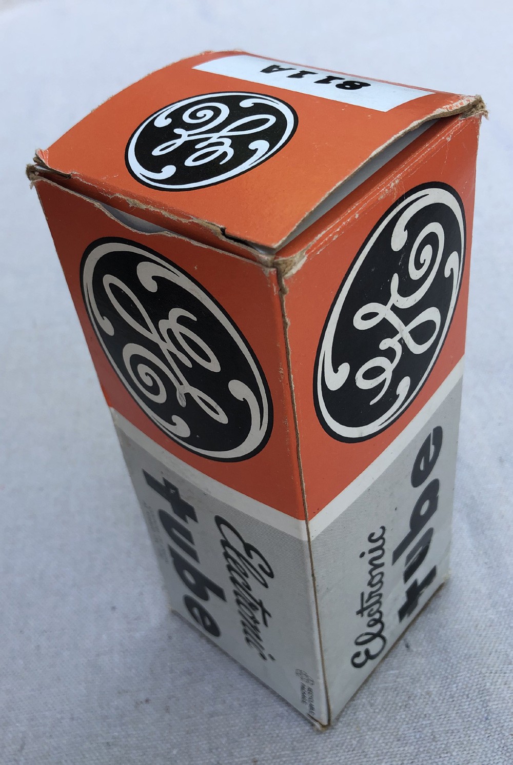 GE 811A Electronic Tube New in Damaged Box Ships Free