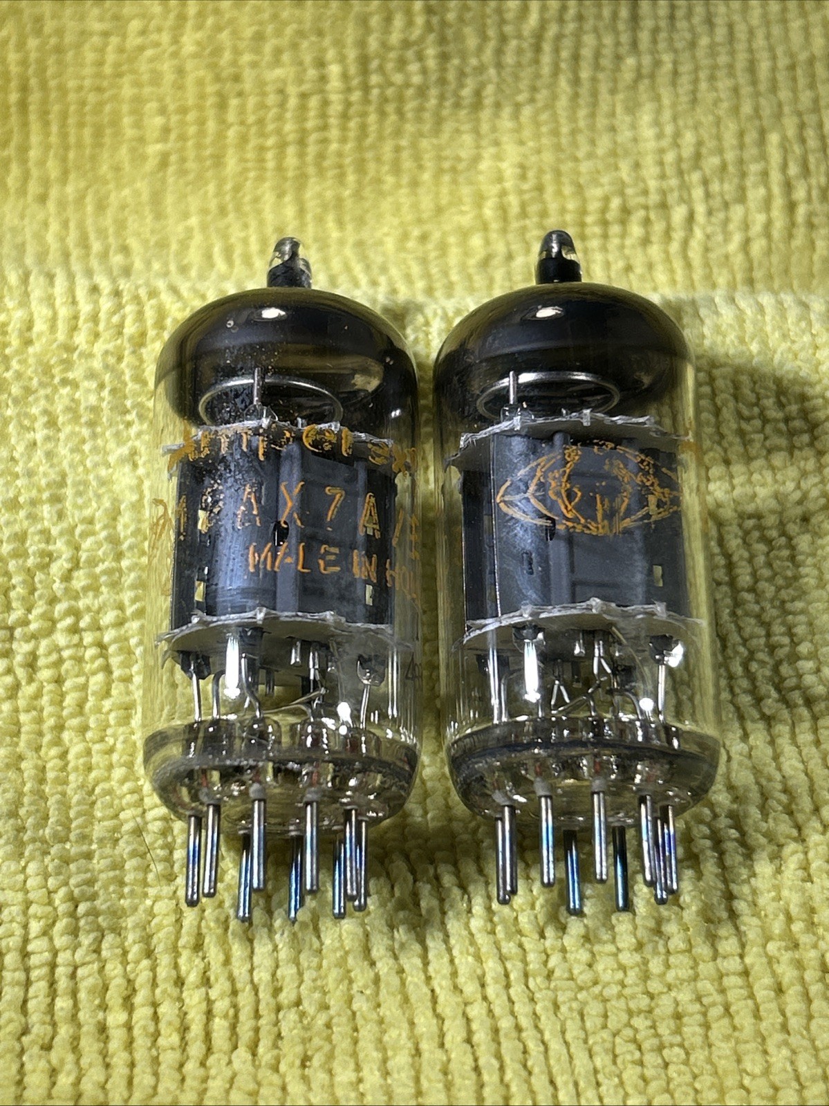 Vintage 68 Amperex 12AX7s Orange Globes Date Matched And Tests Strong,Delta 8C1