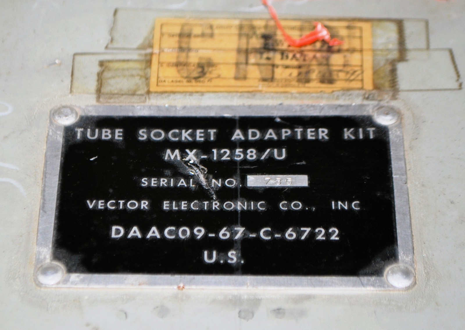 MX-1258/U U.S Tube Socket adapters Kit in metal case by Vector electronics