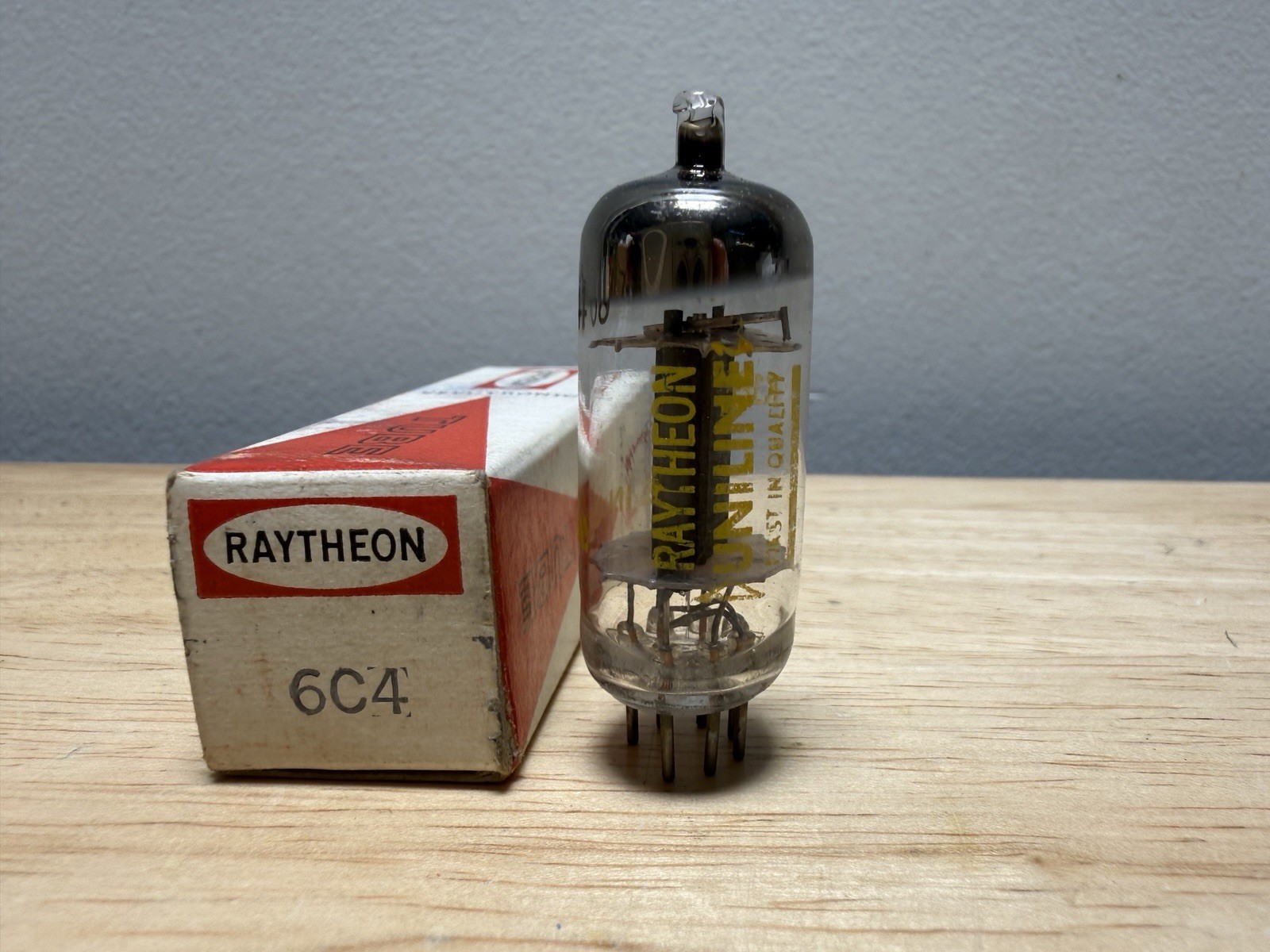 Vintage Raytheon 6C4 Vacuum Tube. Untested.