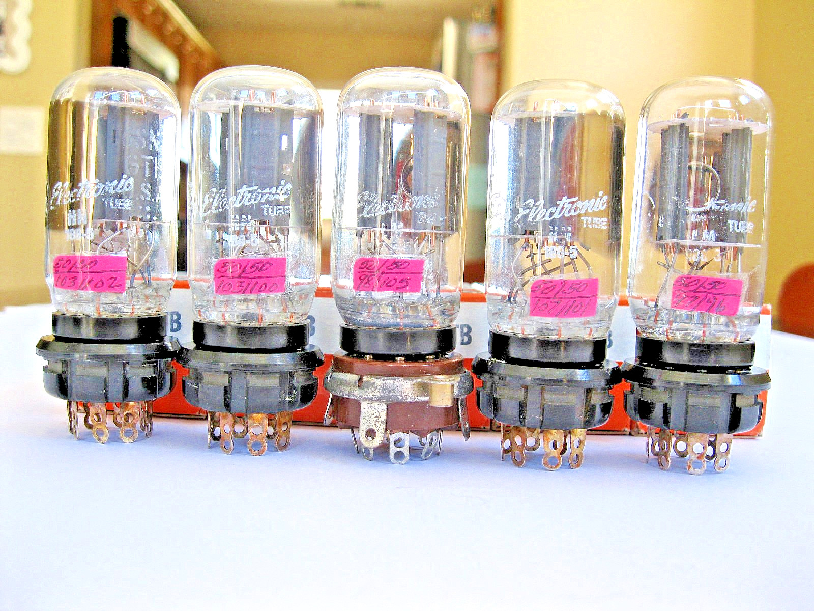 NEW 5 GE 6SN7GTB/6SN7 VACUUM TUBES GLOW TOPS COIN BASE MATCHED DATE TV-7 TESTED.