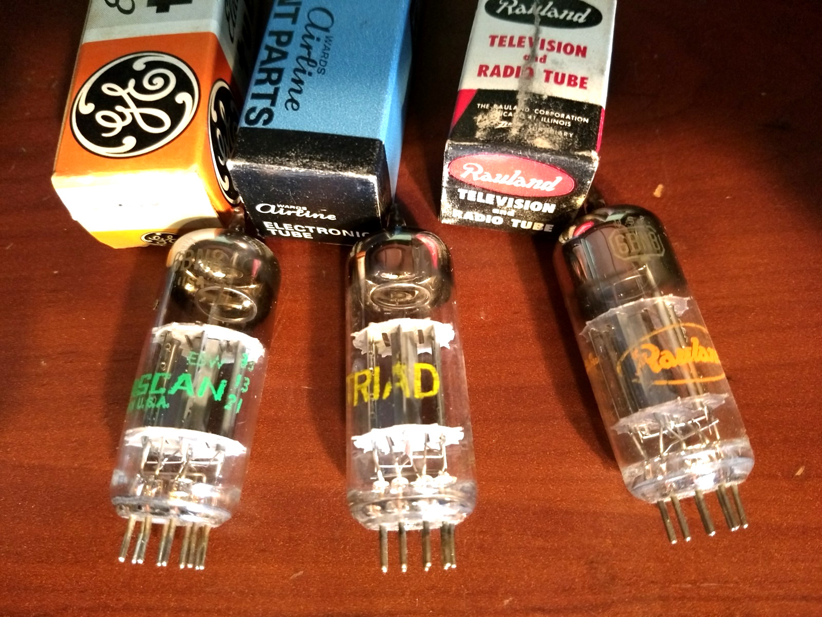 lot of 3 = Rauland Triad Dynascan GE 6BN8 Vacuum tubes double triode – NOS/NIB