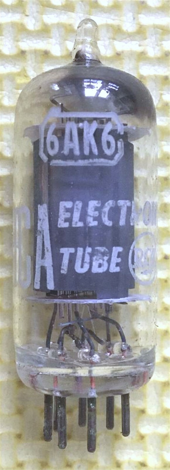 6AK6 TUBE RCA TESTED & BOXED VINTAGE COMMERCIAL SURPLUS