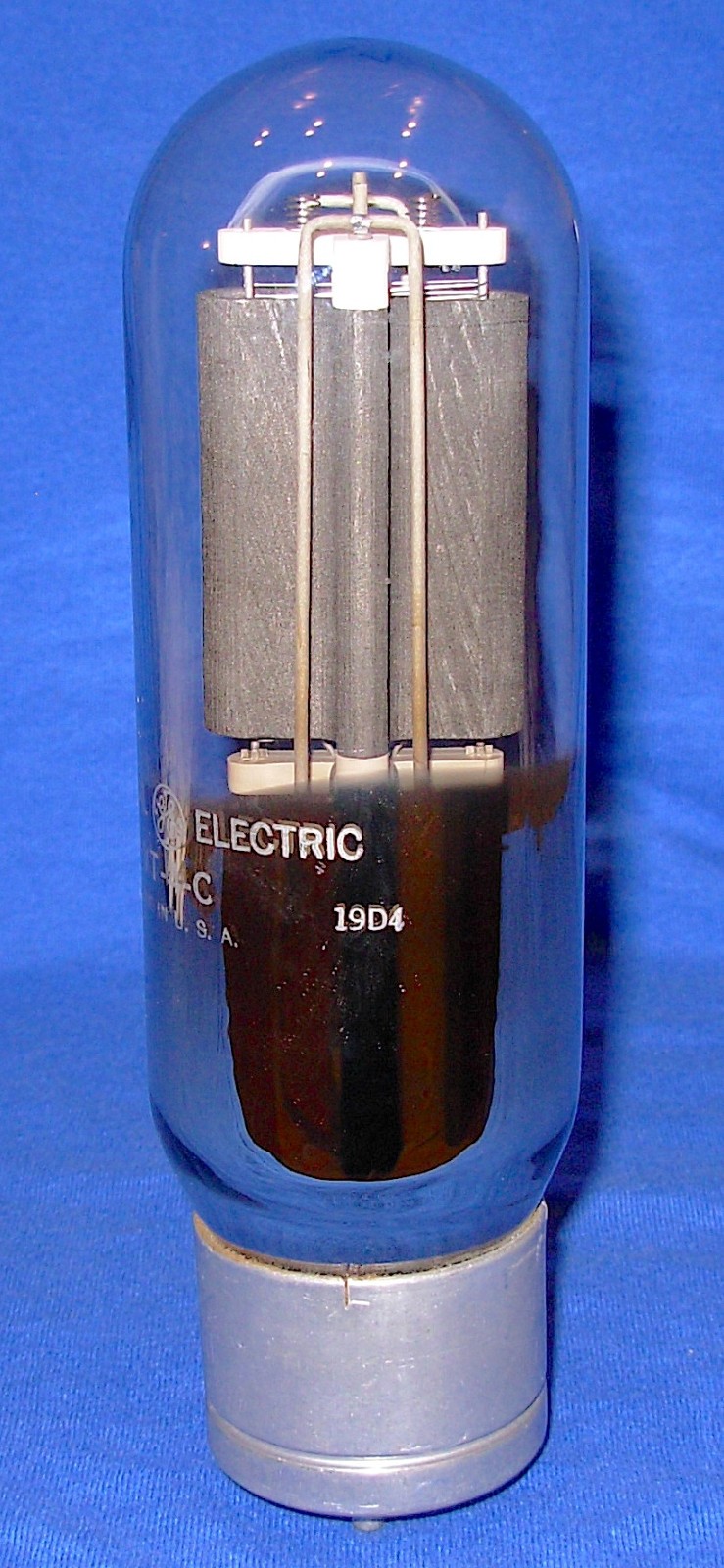 Strong General Electric 211 VT-4C Vacuum Tube