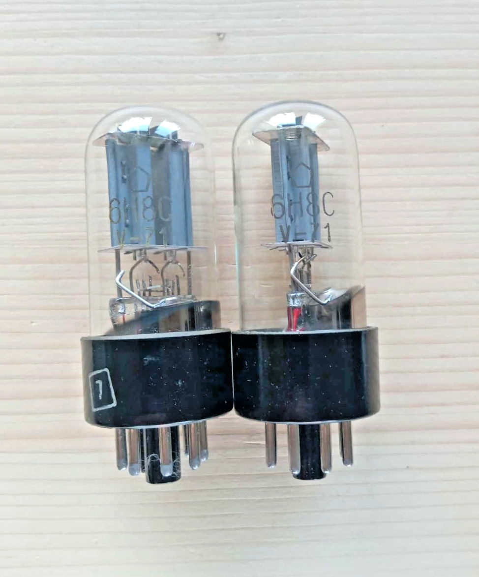 A Pair of 6N8S ( 6SN7 ) NEVZ Vacuum Triode Tubes. Same Date. NOS. 71′