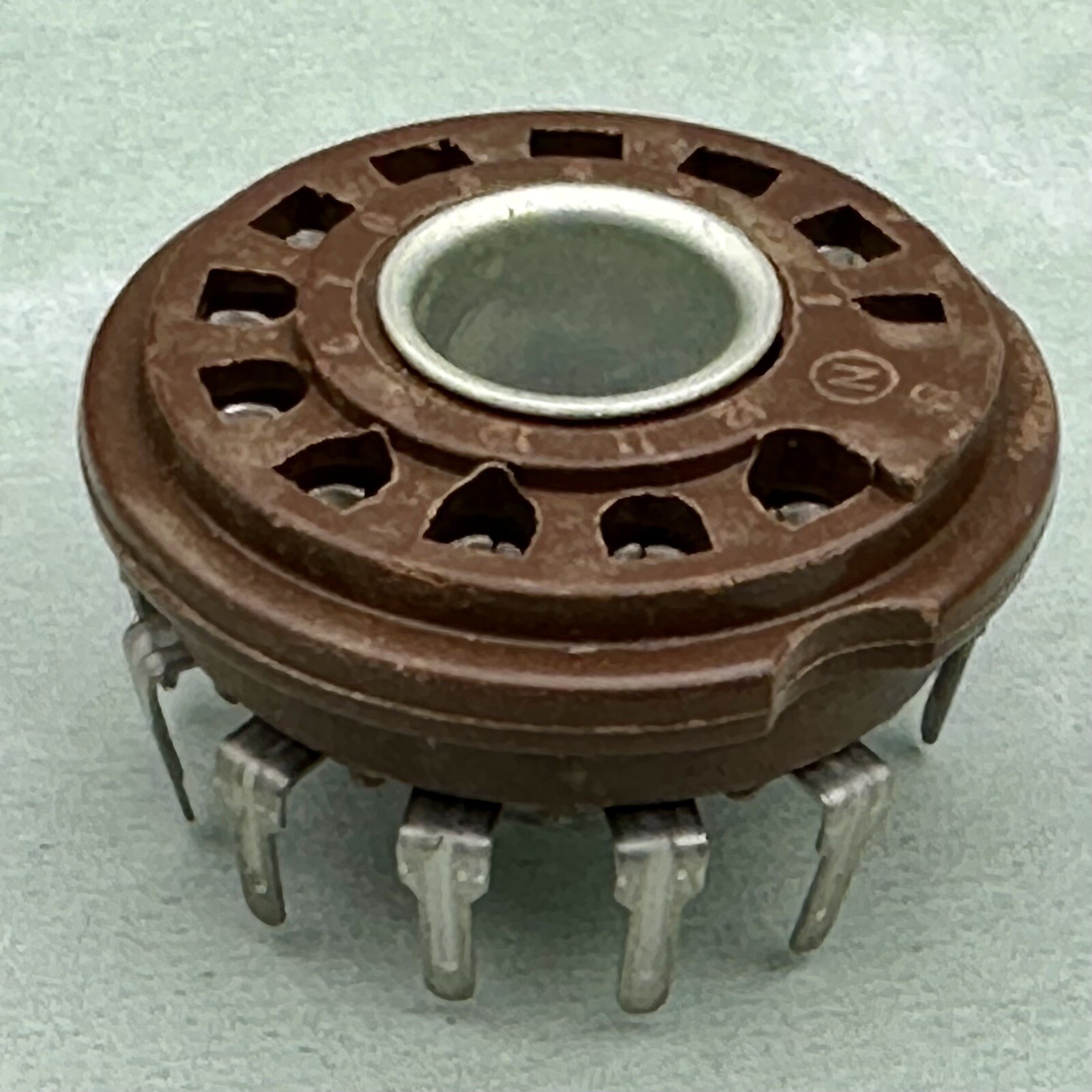 (1) 12-Pin Compactron Vacuum Tube Socket Brown PC MOUNT Ham Radio NOS Vintage