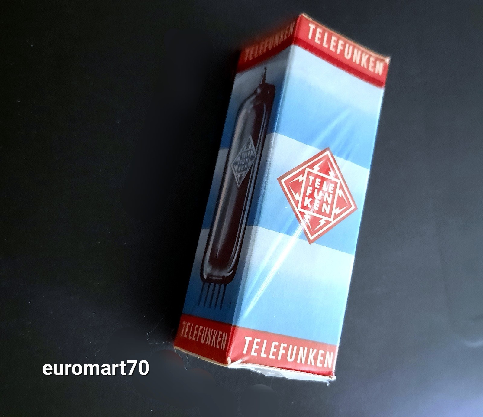 1 x NEW TELEFUNKEN ECC808 Tube Factory Sealed Diamond Bottom