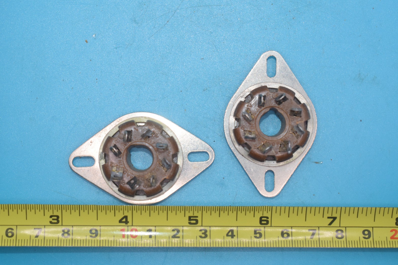 2x Antique Sockets – Octal 8-Pin Panel Mount – Tube Amp Socket