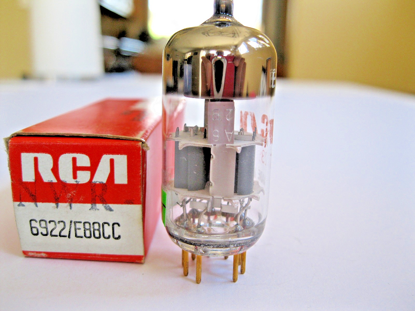 RCA 6922/E88CC AUDIO VACUUM TUBE GOLD PIN GRAY PLATE GERMANY TV-7 TESTED.