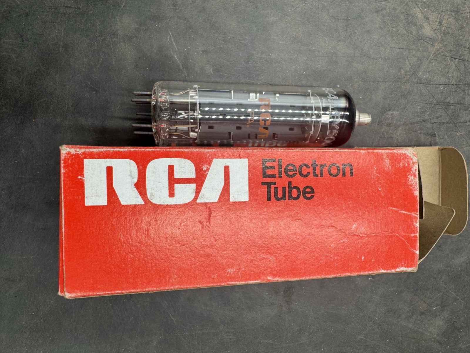 RCA 6EC4A/EY500 Vacuum Tube