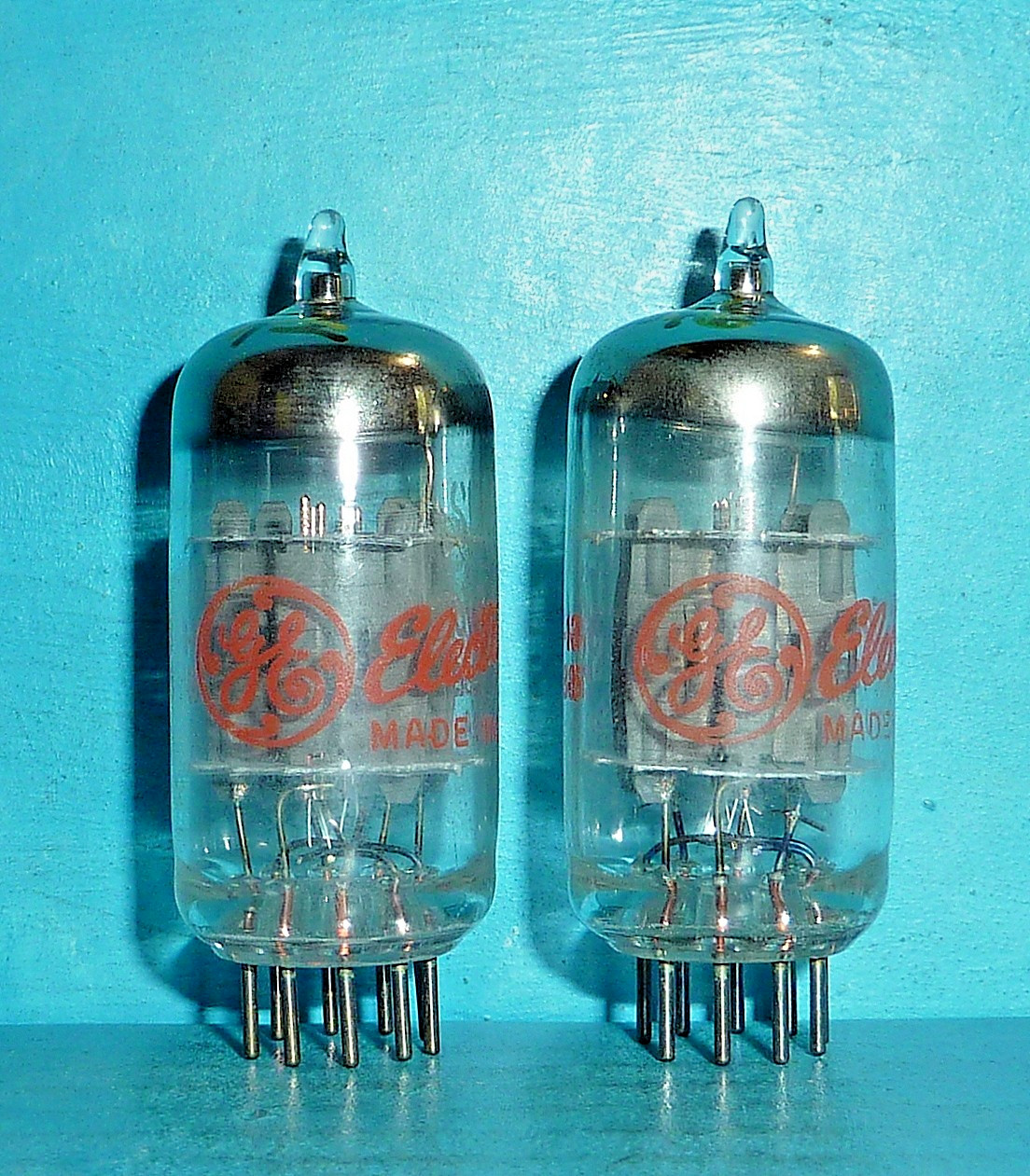 2 GE General Electric 12AU7A Red Label Tubes Copper Posts Matched D/C’s Tested