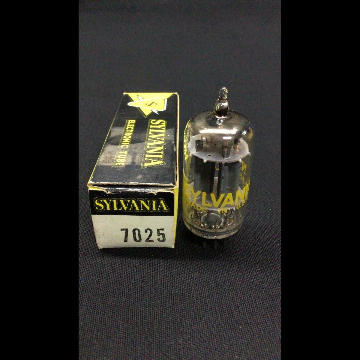 NOS NIB SYLVANIA 7025 (Low Noise 12AX7) Vintage Audio VACUUM TUBE Tested 10.9874