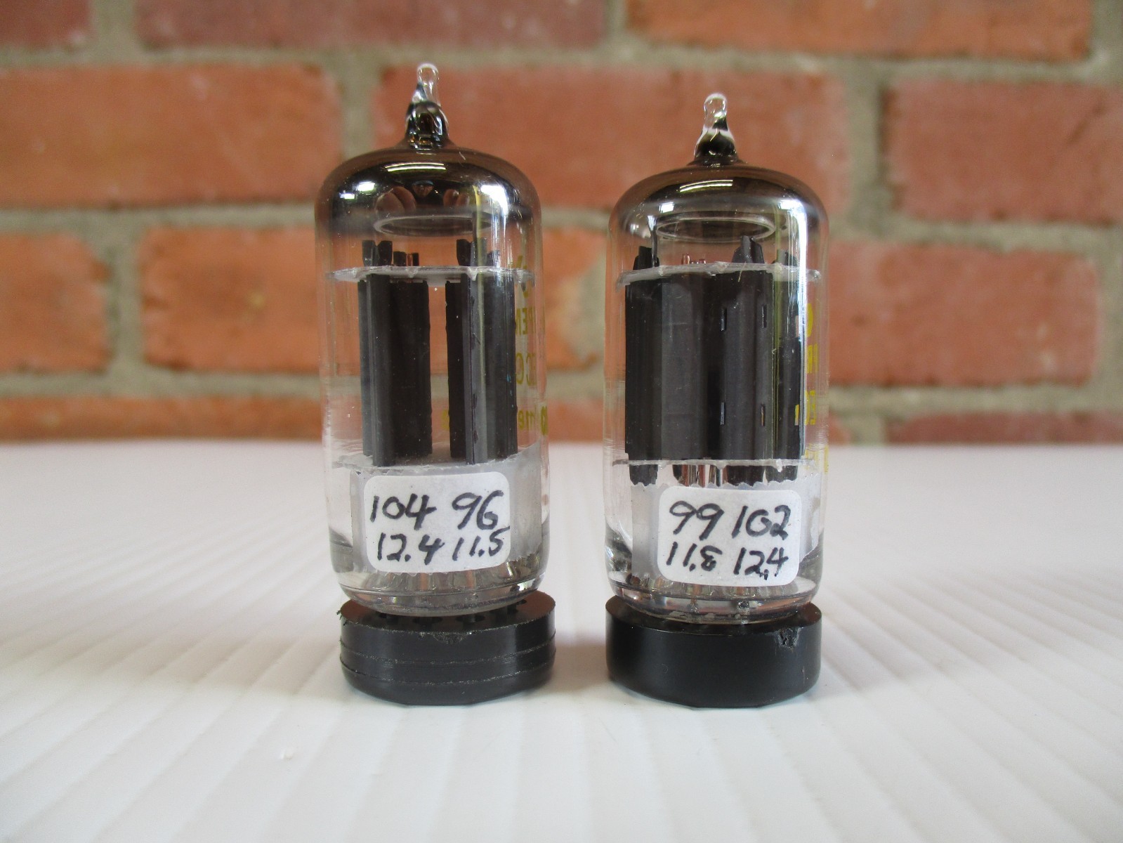 12AU7 ECC82 Vacuum Tubes Matched Pair CVC RCA TV-7 Tested New Old Stock