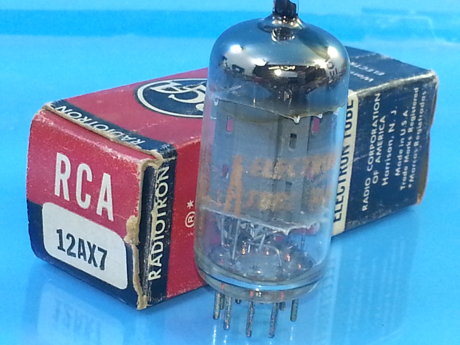 RCA 12AX7 ECC83 TUBE SINGLE LONG BLK PLT 1950 NOS NIB AUDIO TST LOW NOISE