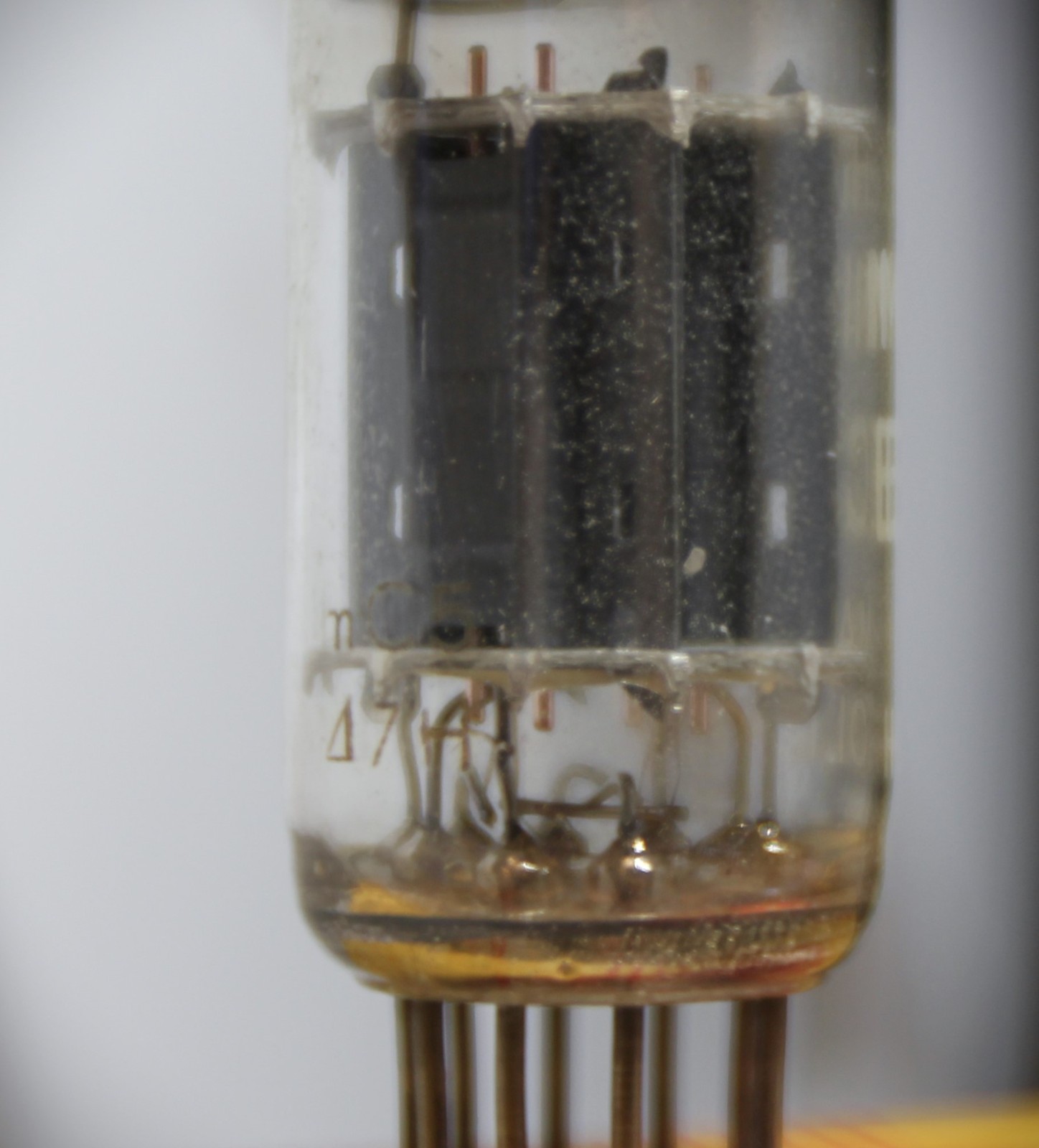 Philips ECC83 – Foiled D-getter 1957 “Balanced” NOS