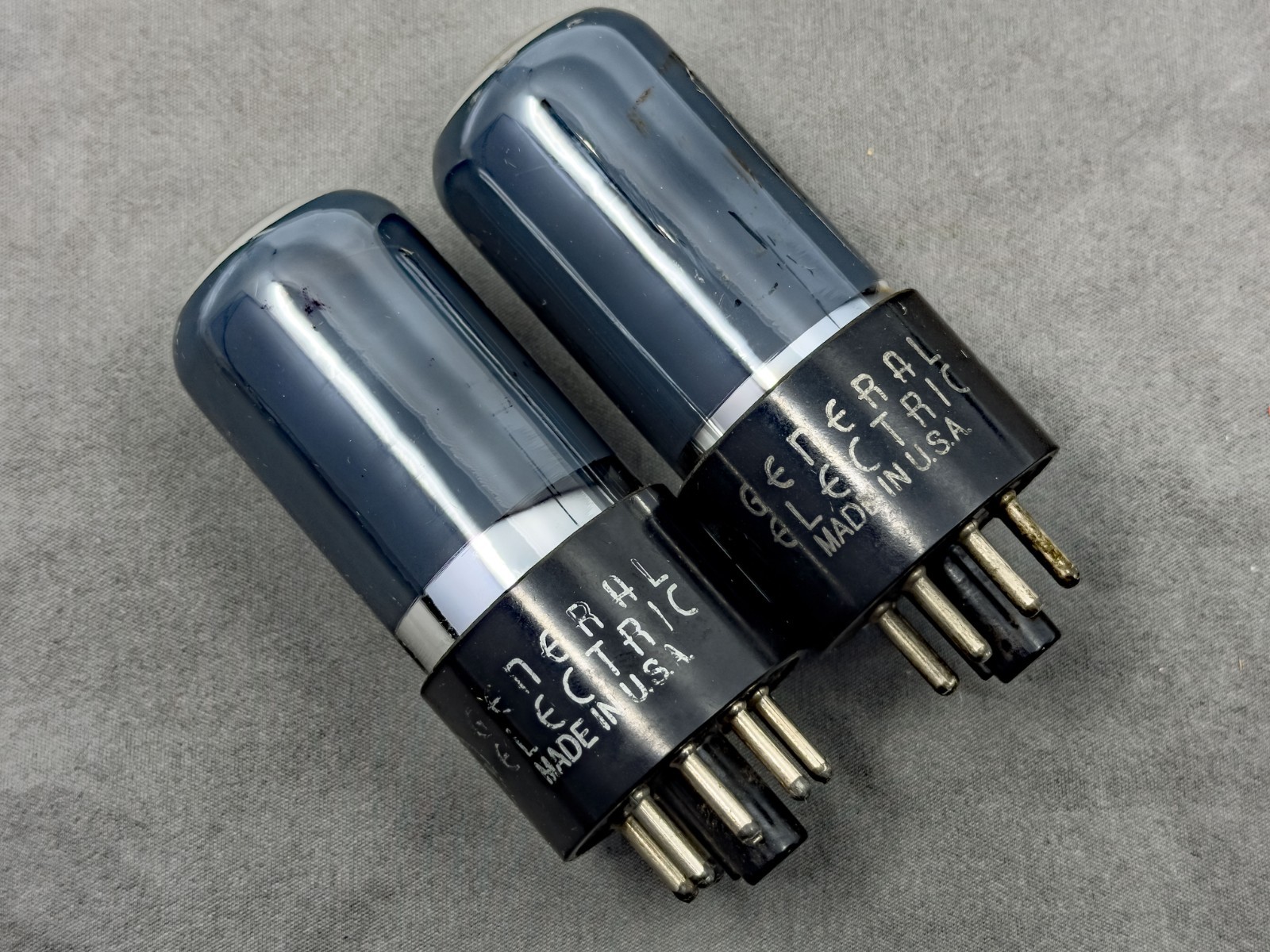 (2) GE 6V6GT Power Tubes Gray Glass Black Plates Matched Code Test NOS Amplitrex