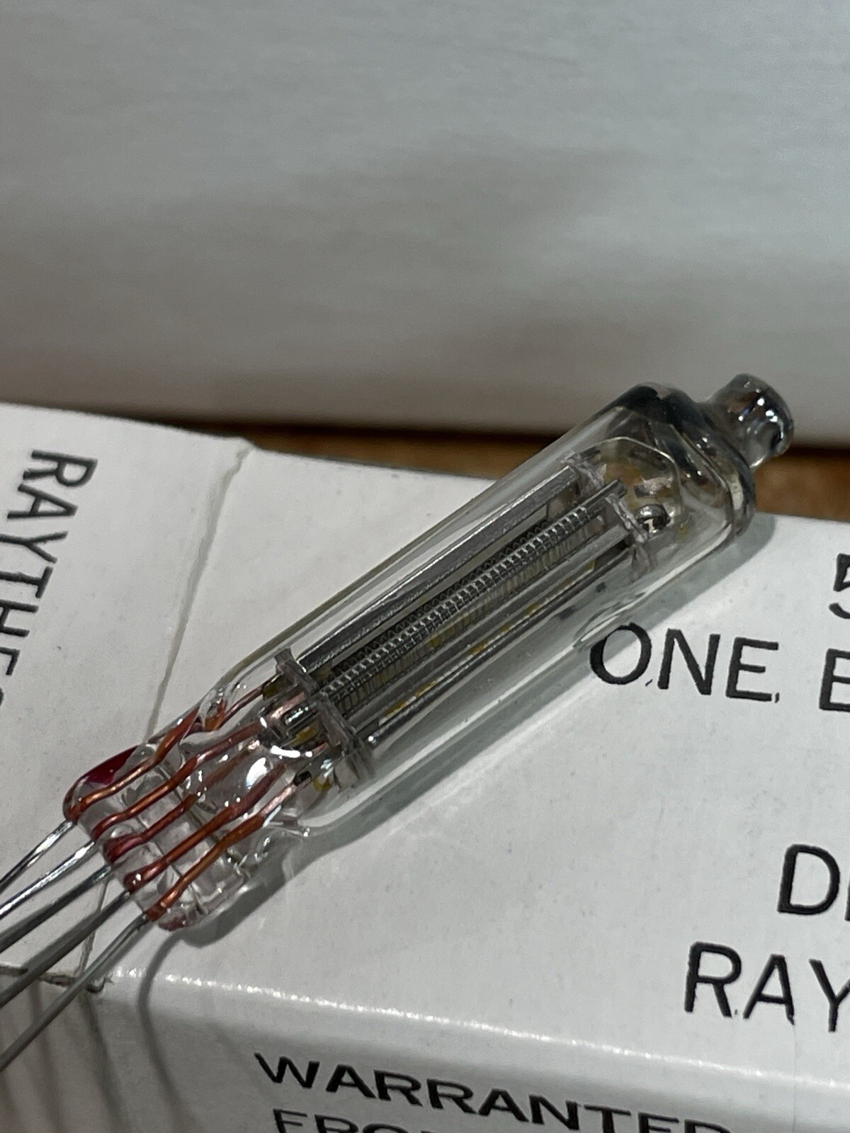 NOS NIB Sleeve of 5 Raytheon 6418 Sub Minature Vacuum Power Pentode Tubes