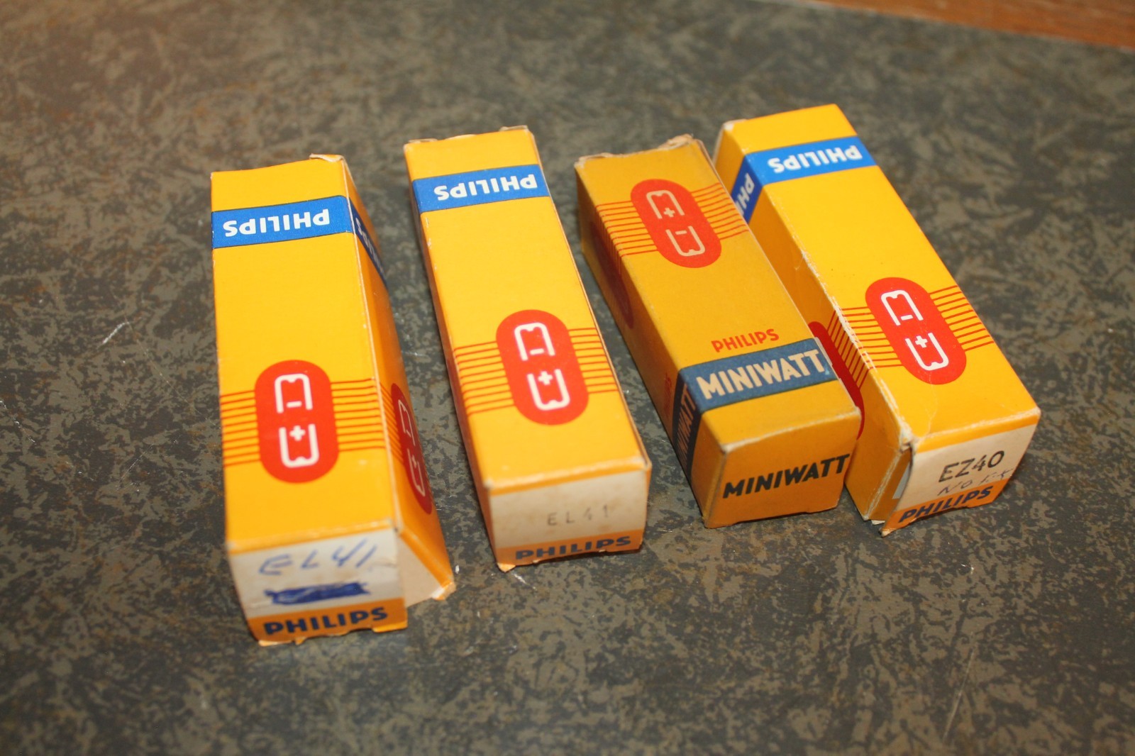 Philips Miniwatt NOS Vacuum Tubes, EZ 40m EAF42, EL41 (2), set of 4, untested