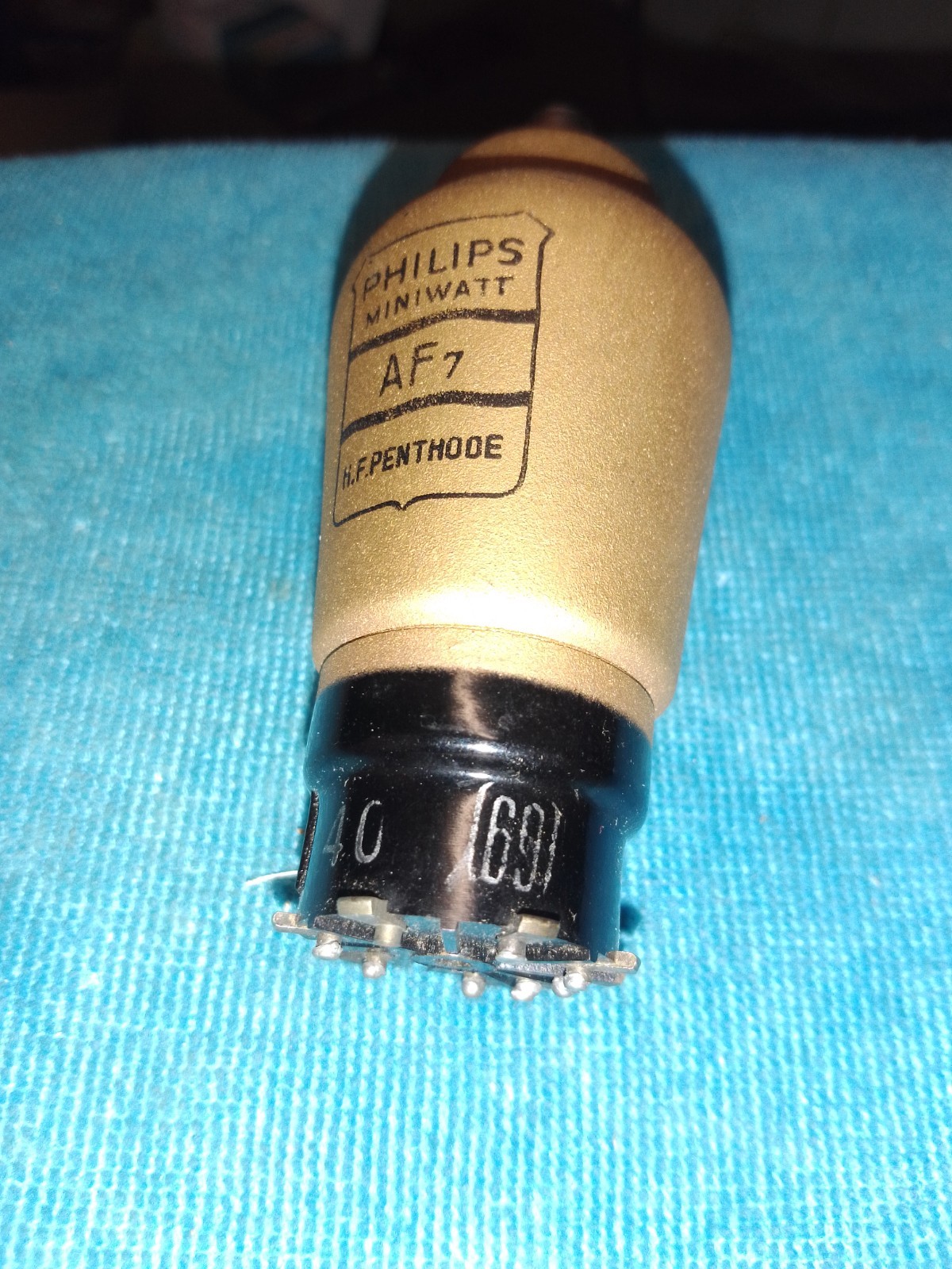 NOS PHILIPS MINIWATT AF7 PENTODE TUBE