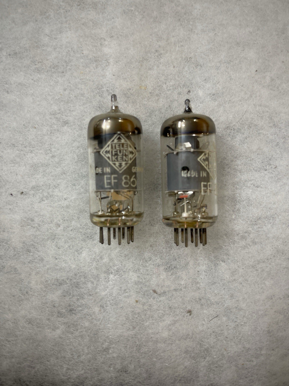 Telefunken EF806S EF86 Ribbed Plate Silver Wing NOS First Version Super Rare