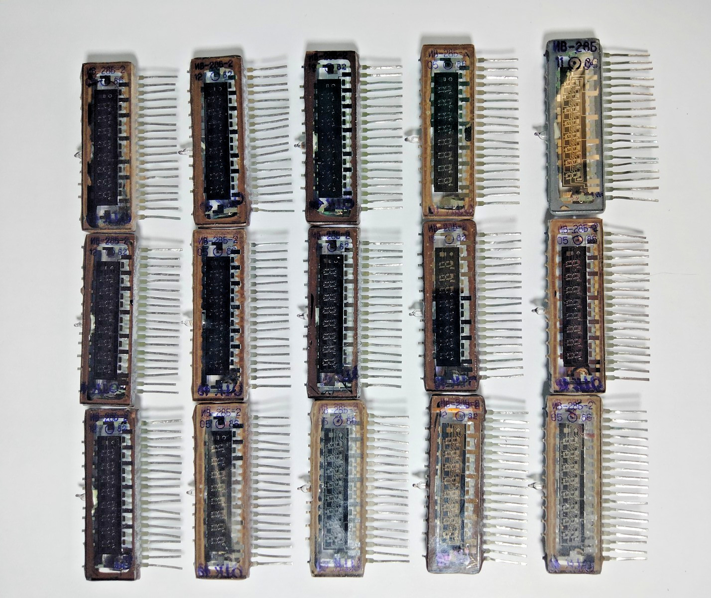 15 pcs NEW IV-28B-2 VFD Nixie tubes