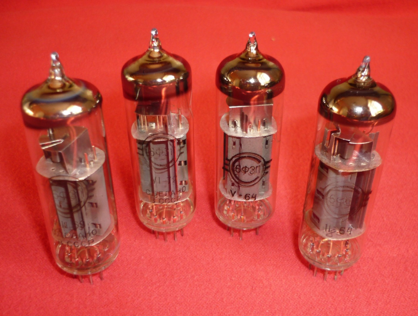 4pcs. 6F3P / 6Ф3П ~ 6BM8, ECL82 Triode – Pentode 1960s