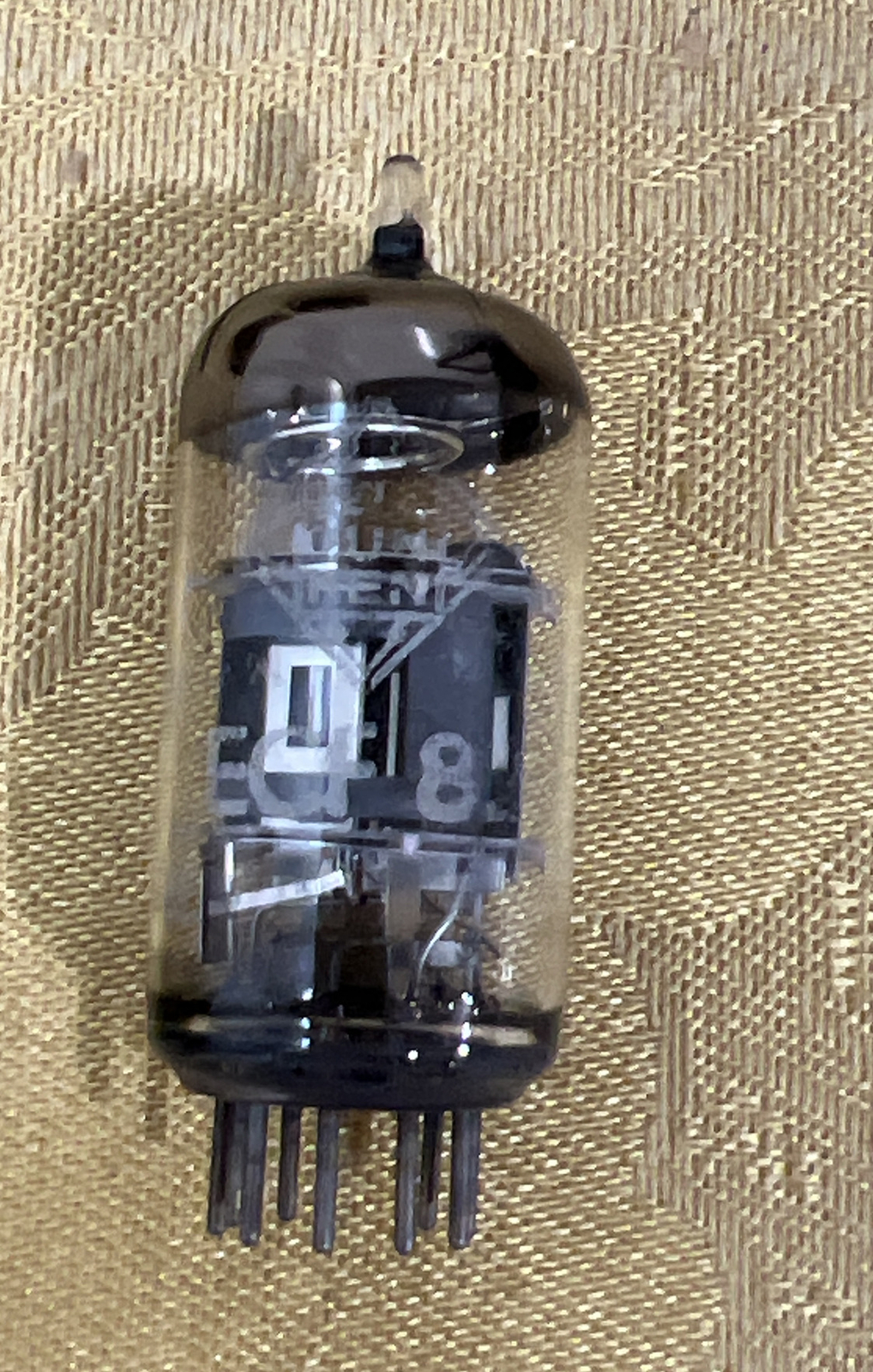 Telefunken ECF82/6U8 tube