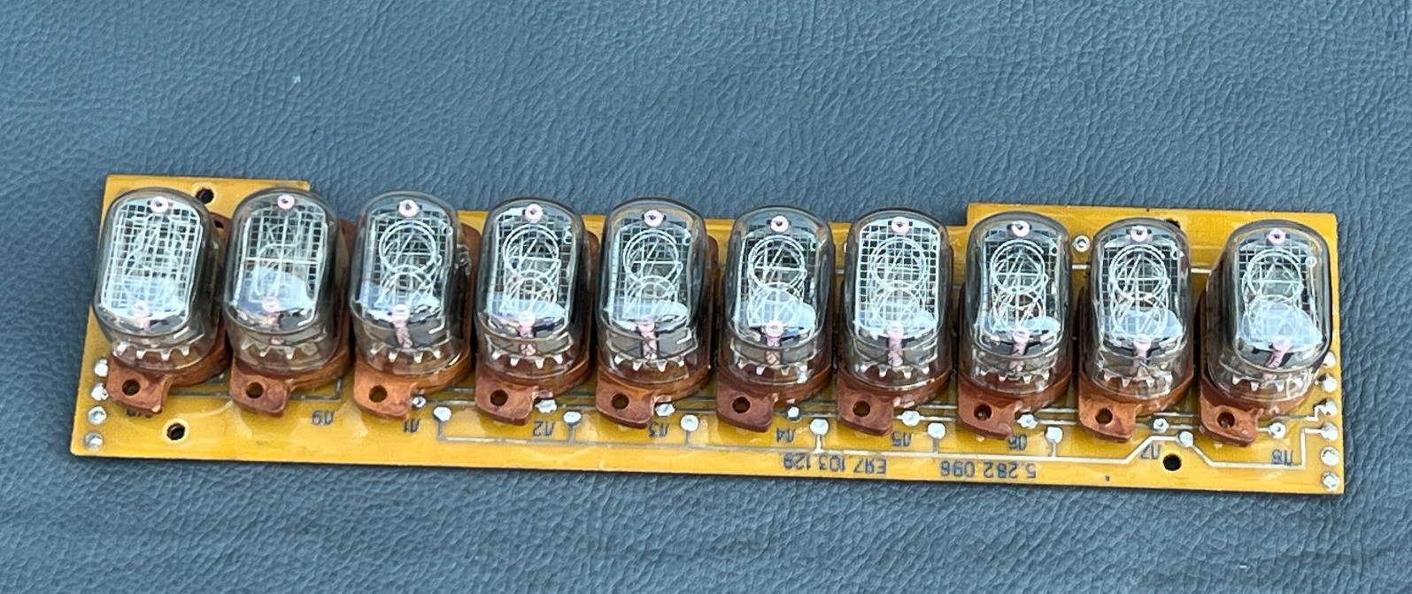 IN-12B,IN15A,IN15B Soviet Russian Nixie Indicator Tubes Lot of 10 pcs w/Socket